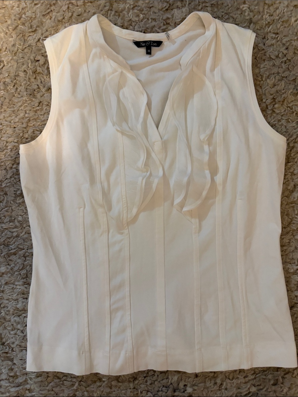 NIC+ZOE Cream Ruffle V-Neck Sleeveless Shell
